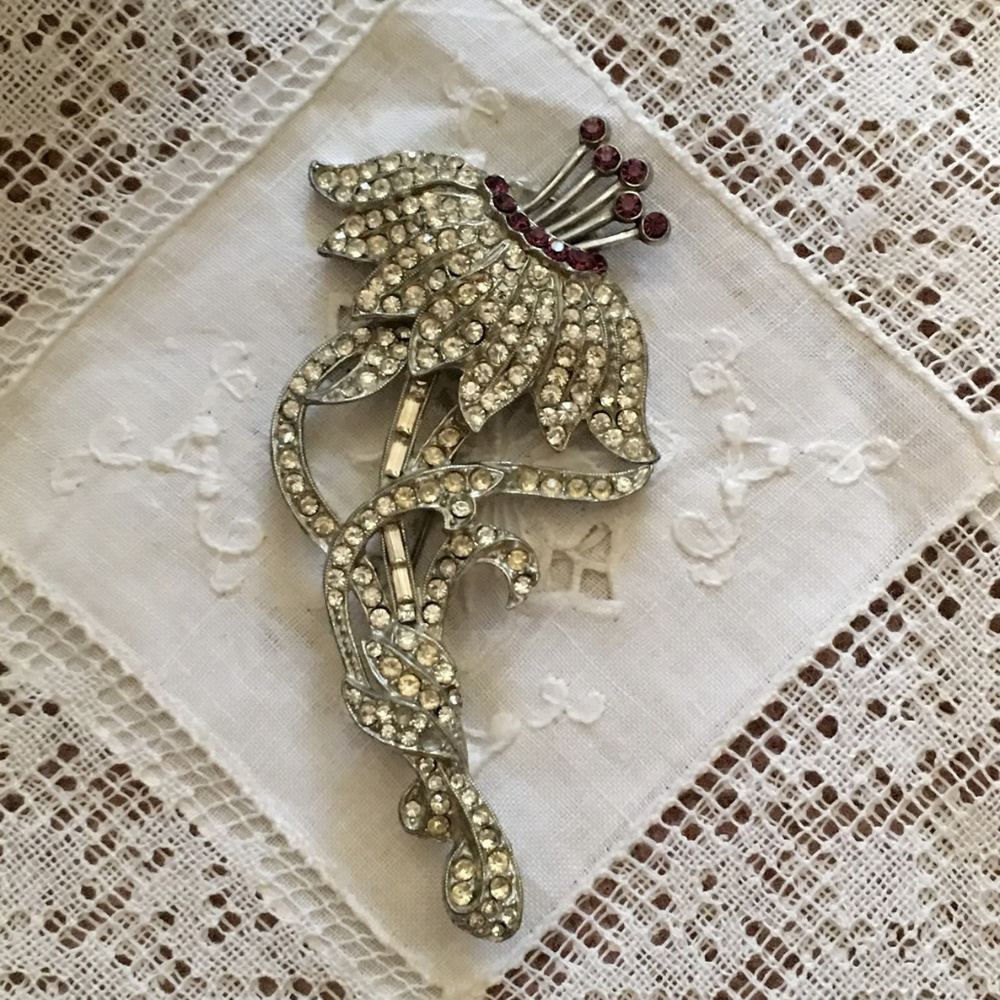 Vintage Art Nouveau Pave' Rhinestone Flower Pin